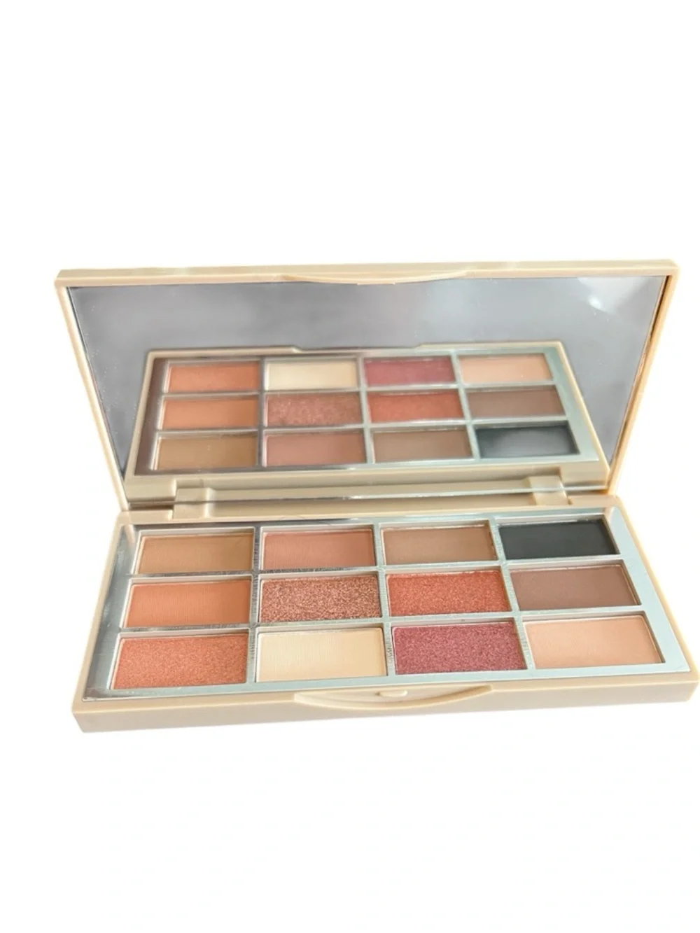 Illuminati BRONZED 12 Universal Face  Pallet Eye Shadow New Without Box Gift